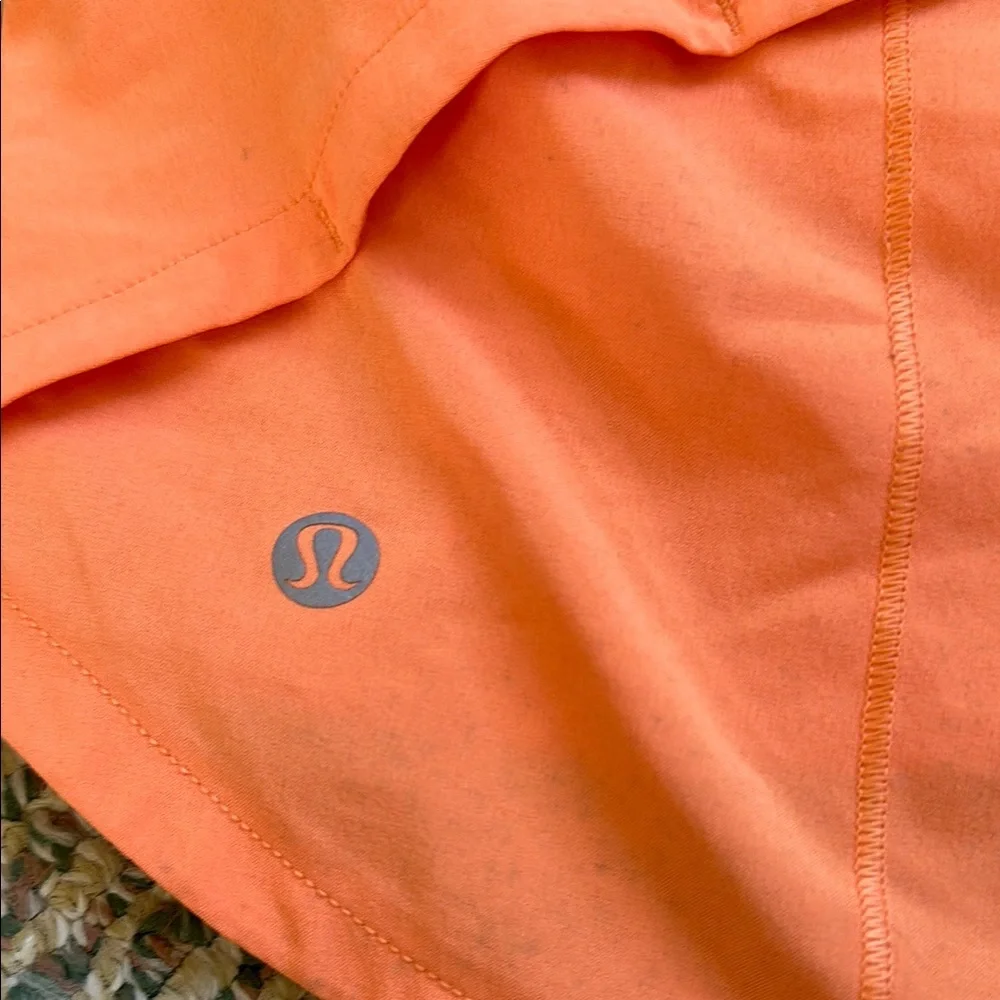 Lululemon Women's Orange Speed Up Shorts size 6 - Picture 6 of 14